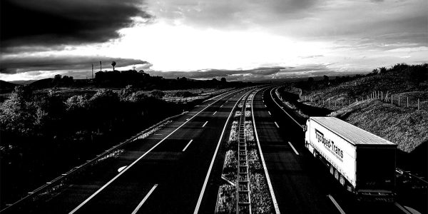 transporte corporativo ciclo vida vehículos Programa Auto+: ayudas para empresas y autónomos para adquirir vehículos electrificados